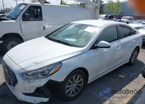 2019 Hyundai Sonata Se z USA, uszkodzony, nr VIN 5NPE24AF3KH756938